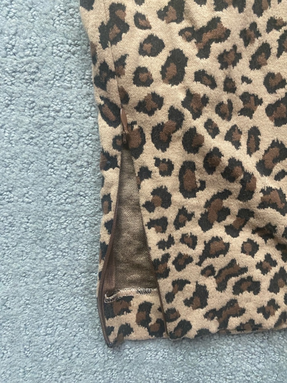 St. John Leopard Print Pants - Brown & Black Size 14 - Picture 4 of 4